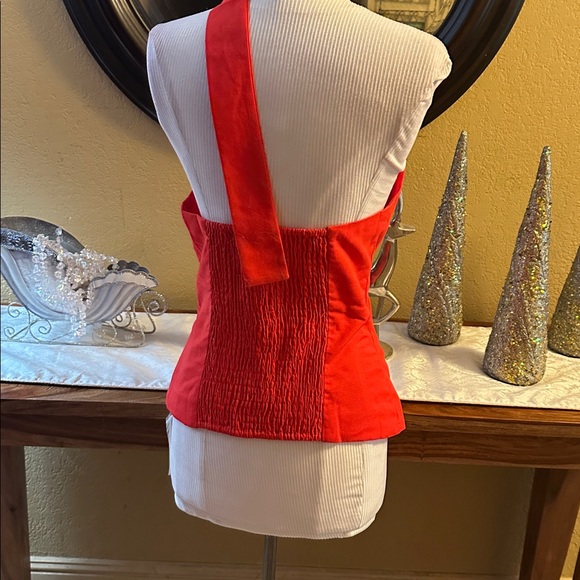 NWT Asymmetrical Red Top With Scarf - Picture 6 of 9